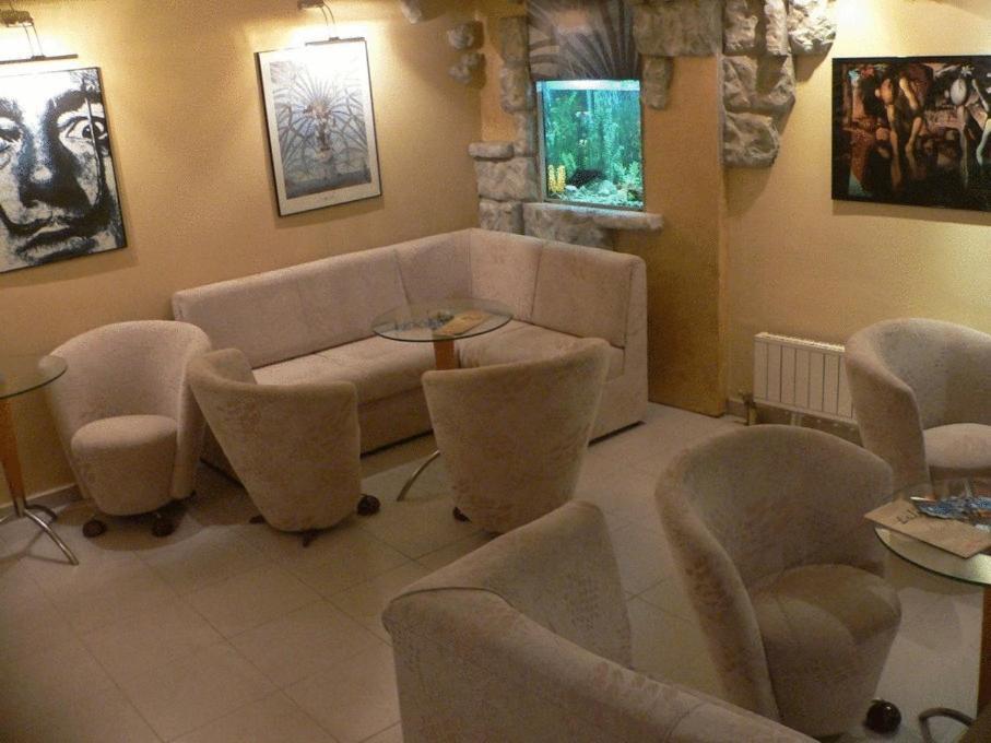 Hotel Dali プロヴディフ エクステリア 写真